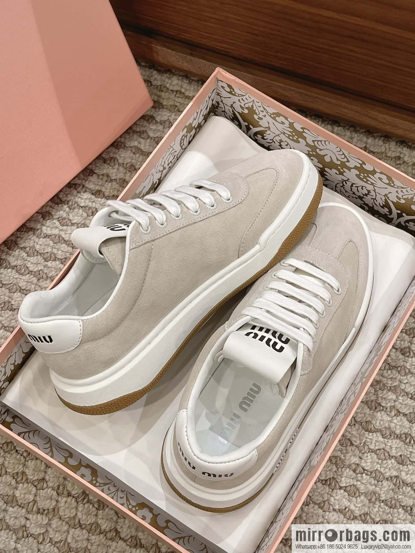 Miumiu ss24 new arrival~ miu's 2024 early spring new lace-up casual shoes, this lace-up casual shoes