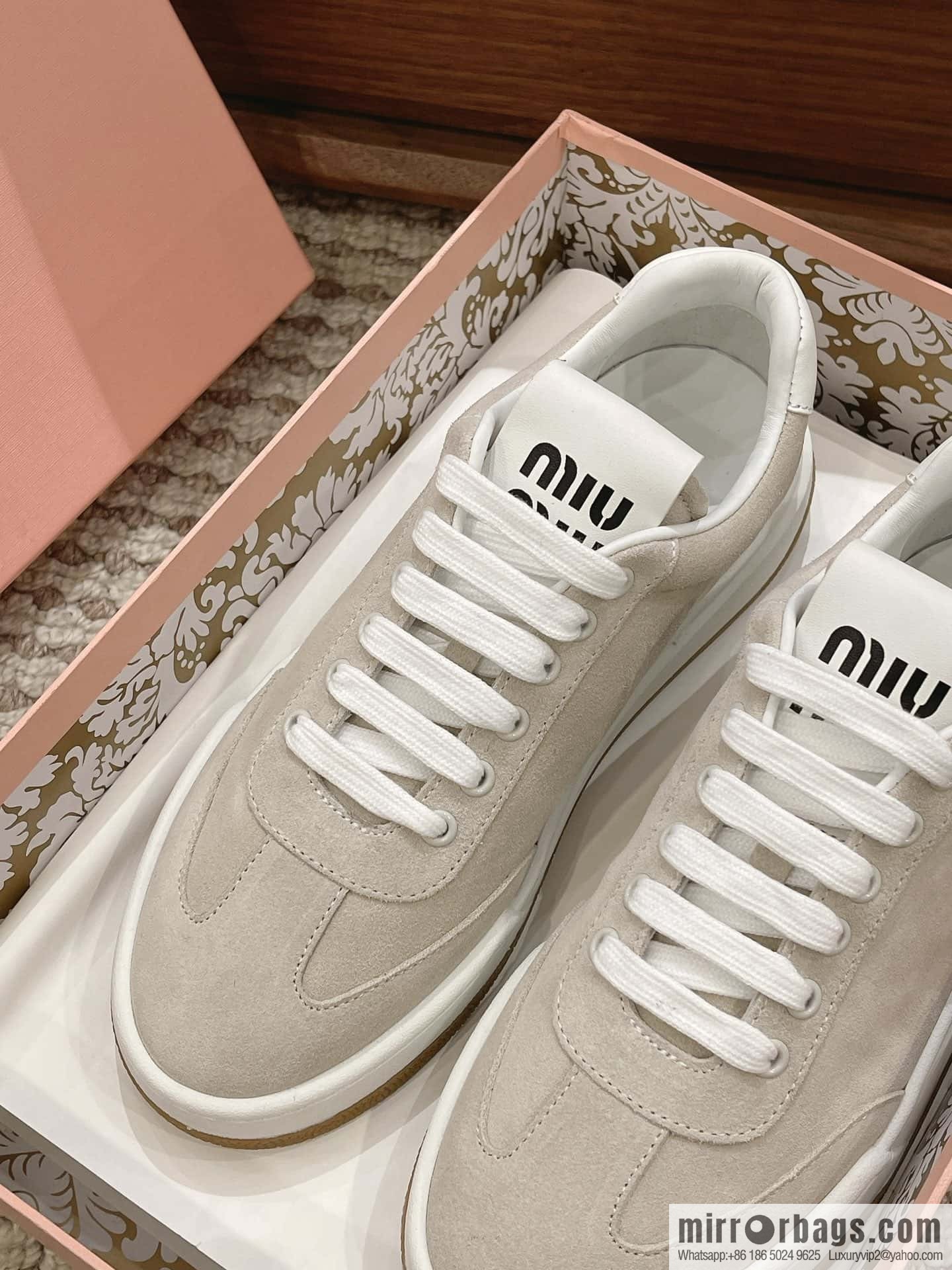 Miumiu ss24 new arrival~ miu's 2024 early spring new lace-up casual shoes, this lace-up casual shoes