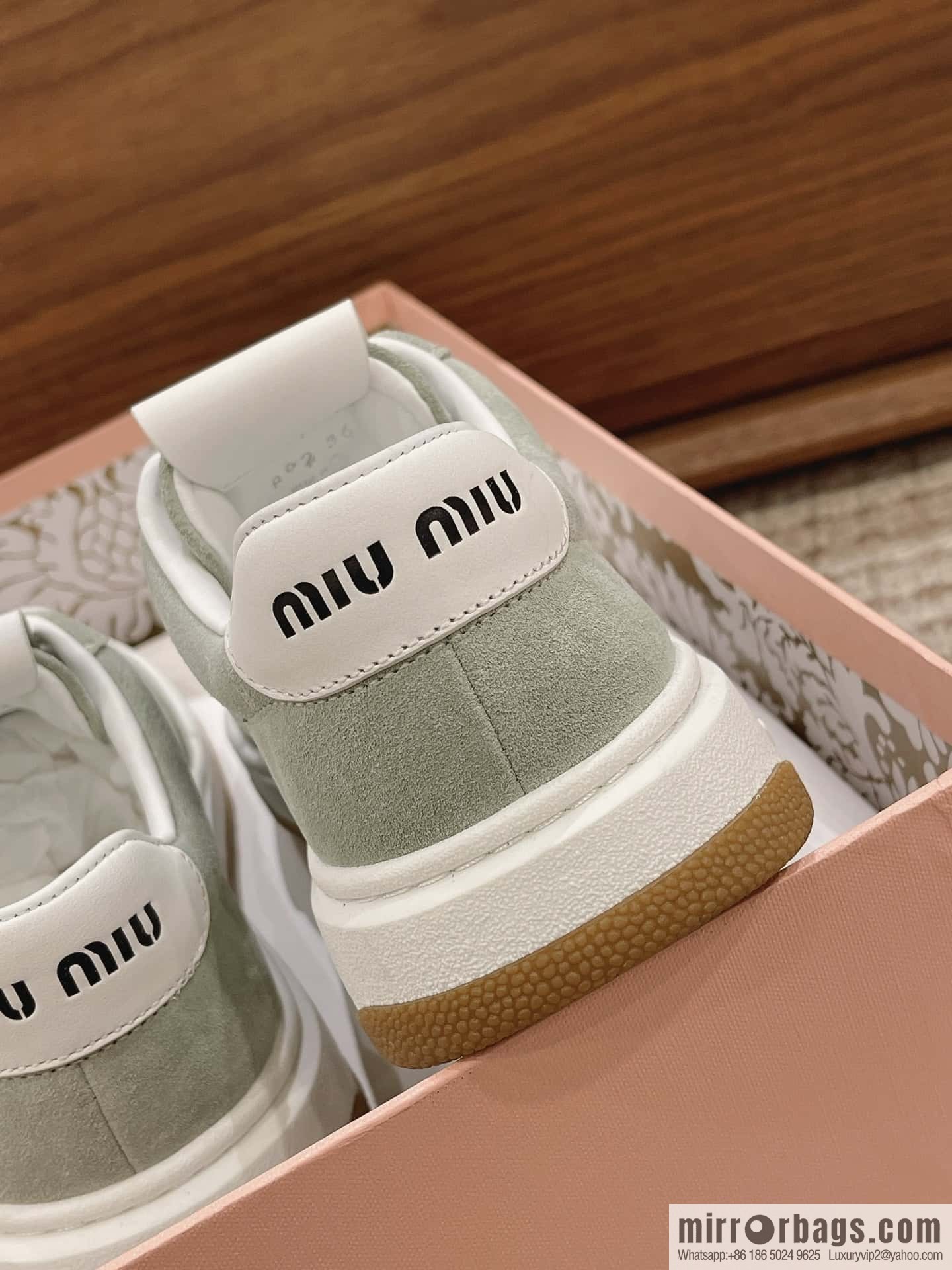 Miumiu ss24 new arrival~ miu's 2024 early spring new lace-up casual shoes, this lace-up casual shoes