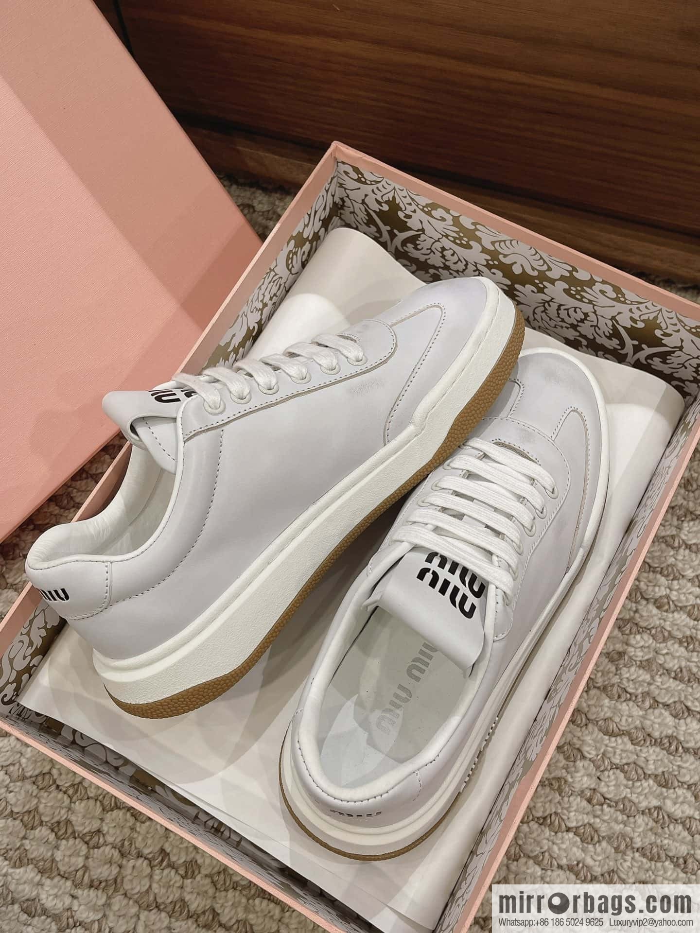 Miumiu ss24 new arrival~ miu's 2024 early spring new lace-up casual shoes, this lace-up casual shoes