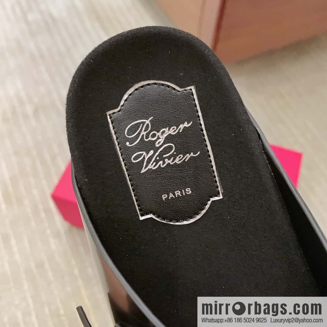 Roger vivier 2024 summer slidy viv 'sandals
