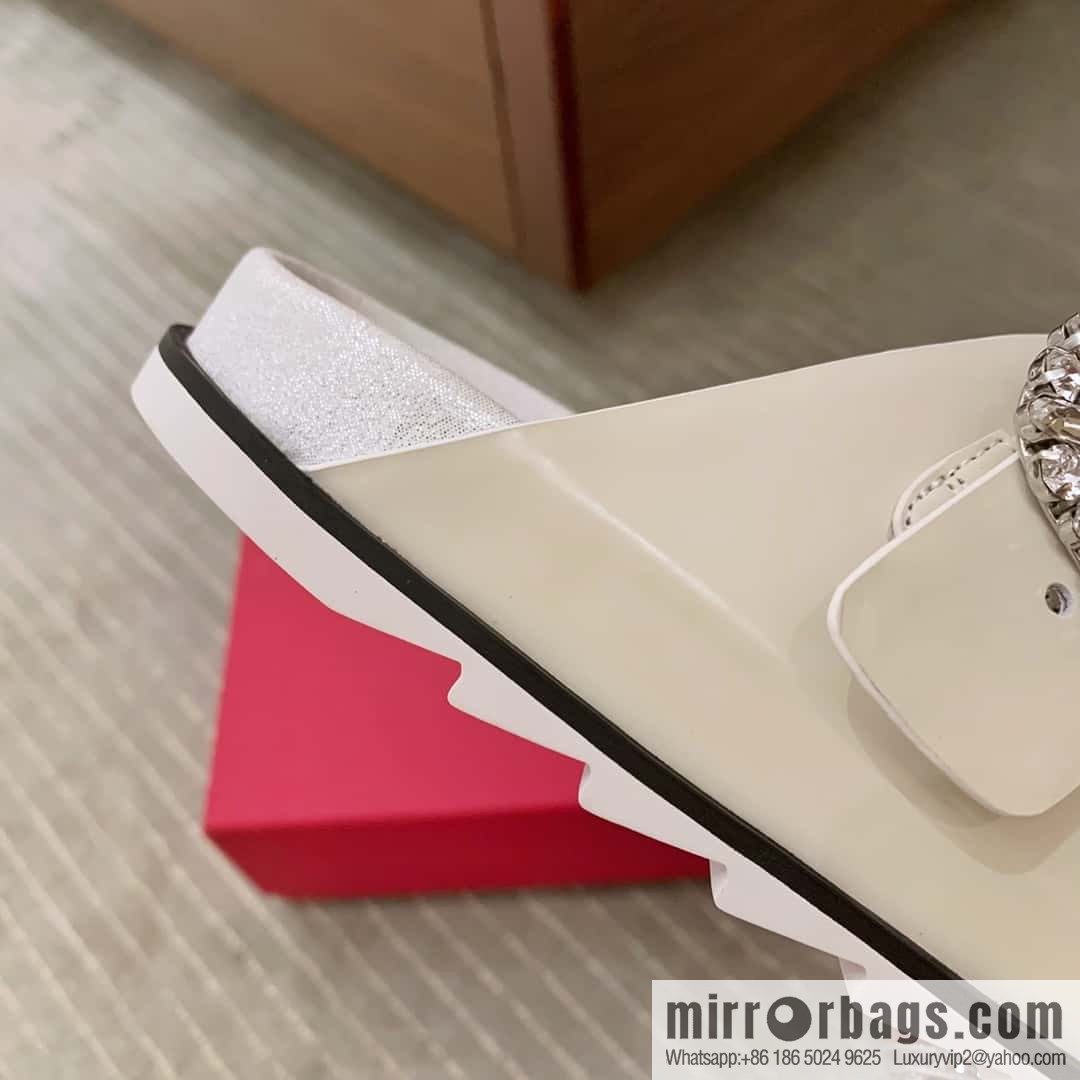 Roger vivier 2024 summer slidy viv 'sandals