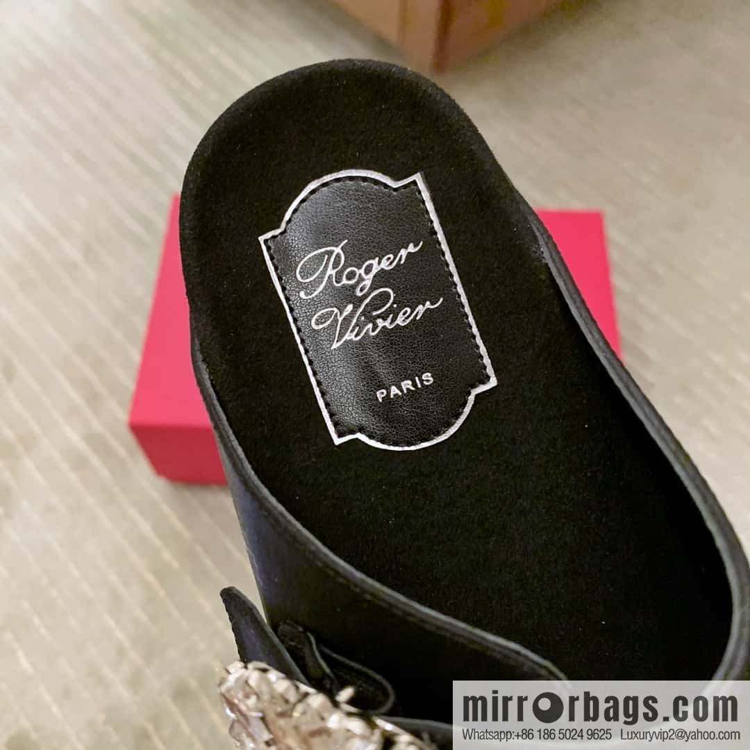 Roger vivier 2024 summer slidy viv 'sandals