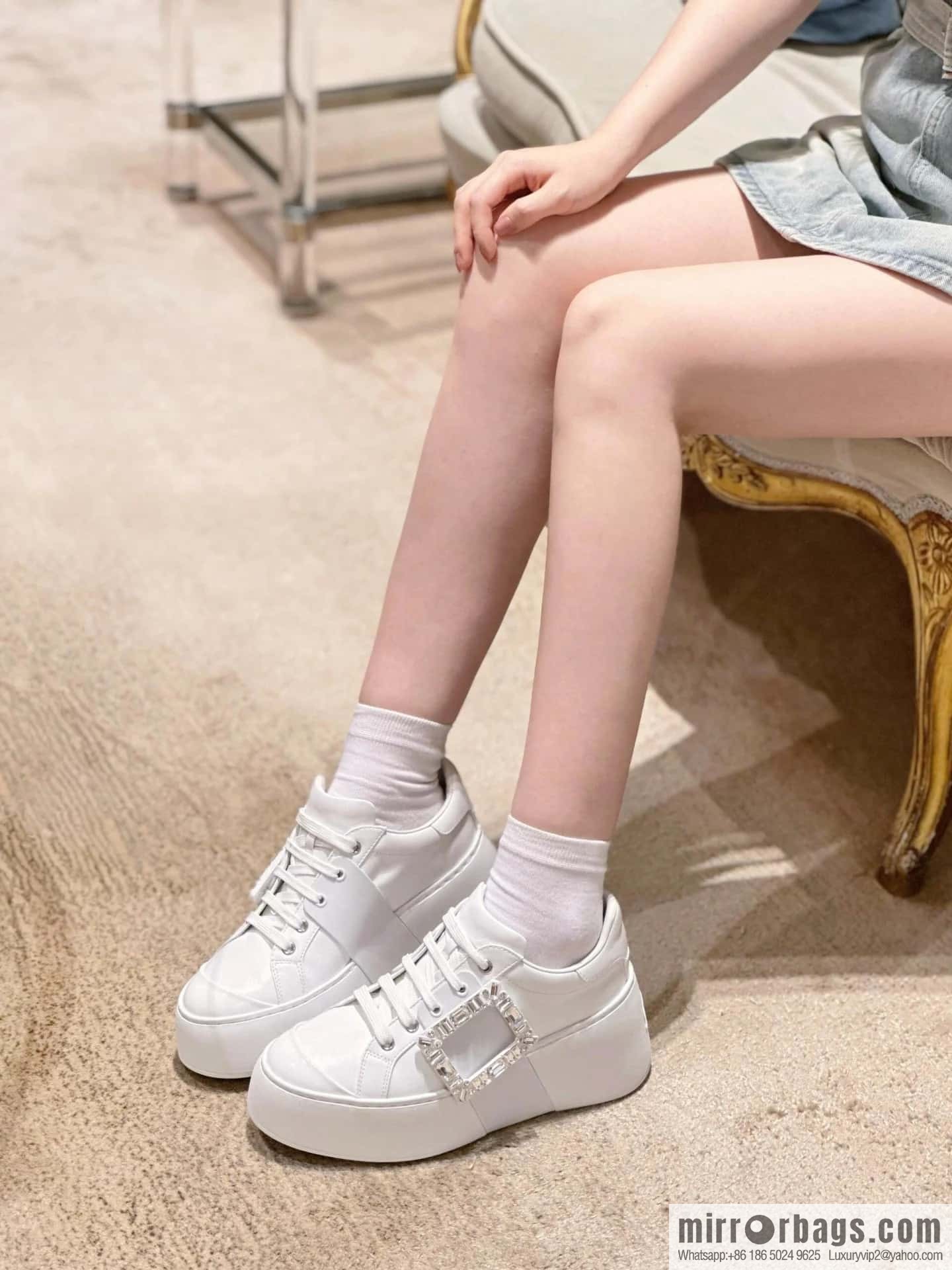 # 𝐑𝐨𝐠𝐞𝐫 𝐕𝐢𝐯𝐢𝐞𝐫 Roger Vivia, new platform white shoes