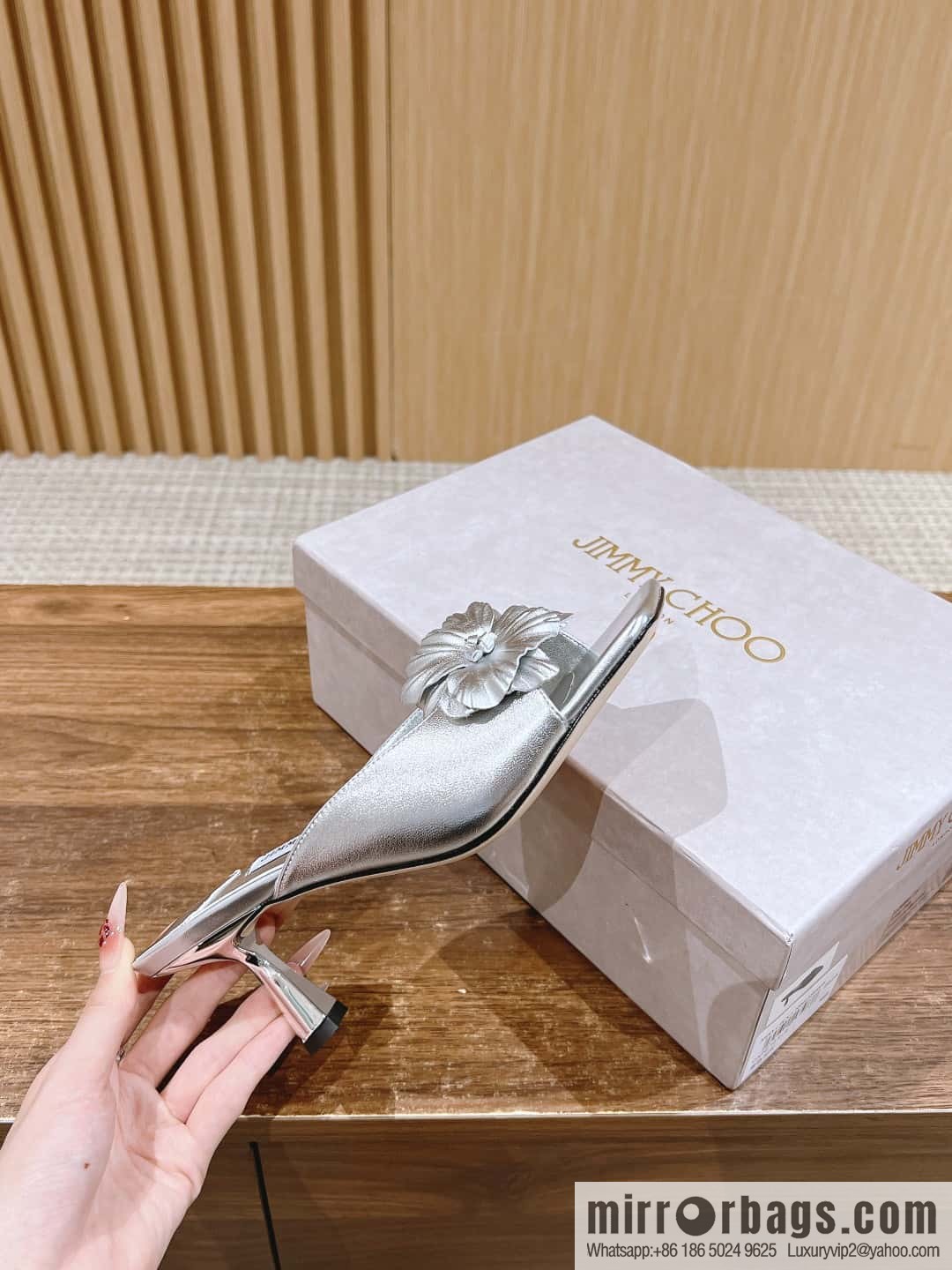[】𝐉𝐢𝐦𝐦𝐲 𝐂𝐡𝐨𝐨# Zhou Yangjie's new bow kitten and slippers