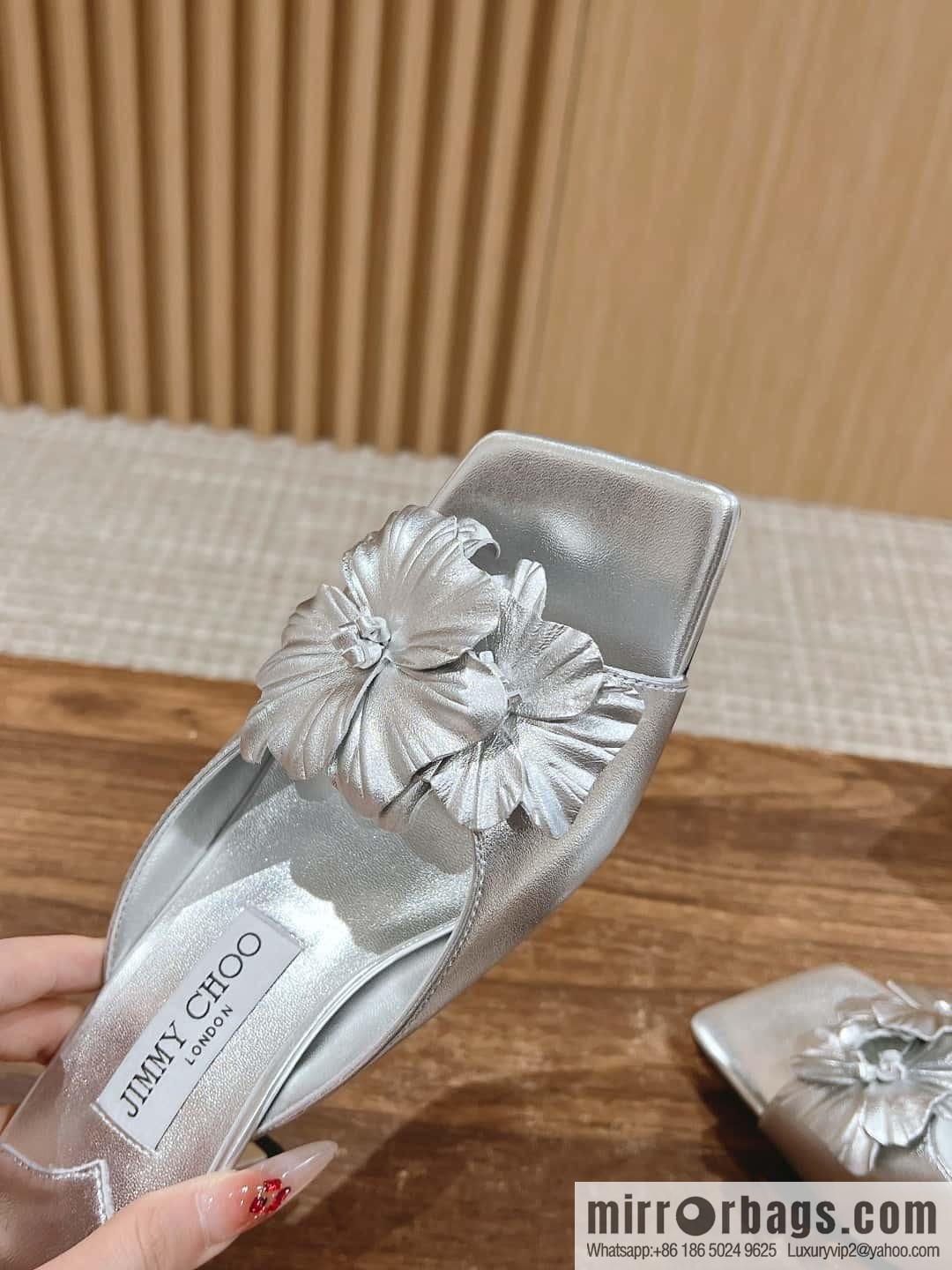 [】𝐉𝐢𝐦𝐦𝐲 𝐂𝐡𝐨𝐨# Zhou Yangjie's new bow kitten and slippers