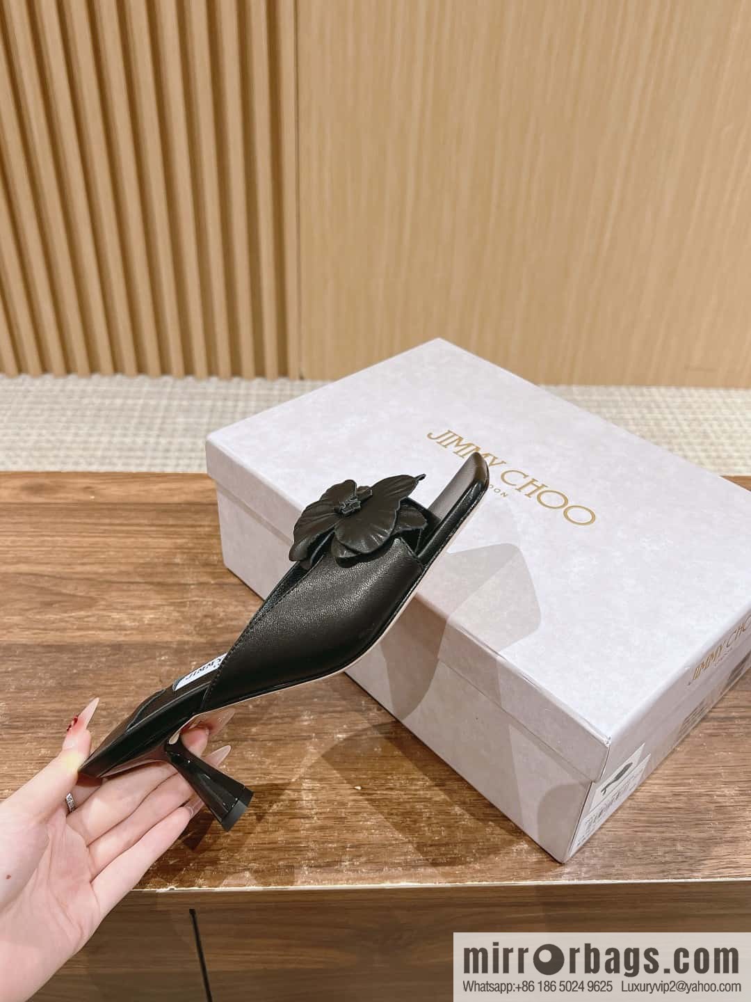[】𝐉𝐢𝐦𝐦𝐲 𝐂𝐡𝐨𝐨# Zhou Yangjie's new bow kitten and slippers