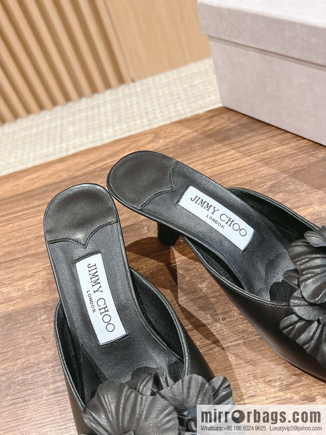 [】𝐉𝐢𝐦𝐦𝐲 𝐂𝐡𝐨𝐨# Zhou Yangjie's new bow kitten and slippers
