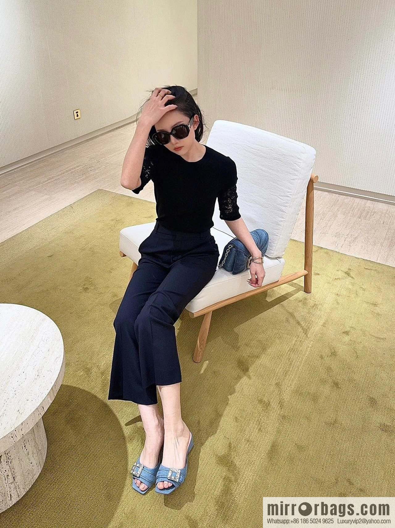 [Roger Vivier purchasing level] Muller sandals Très Vivier series RV diamond buckle Muller thick heel slippers