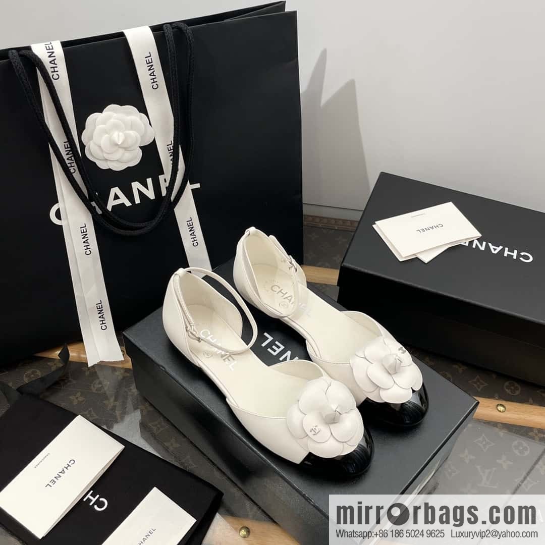 CHANEL Xiaoxiang Early Spring Camellia 🥰 Hollow Mary Jane Sandals