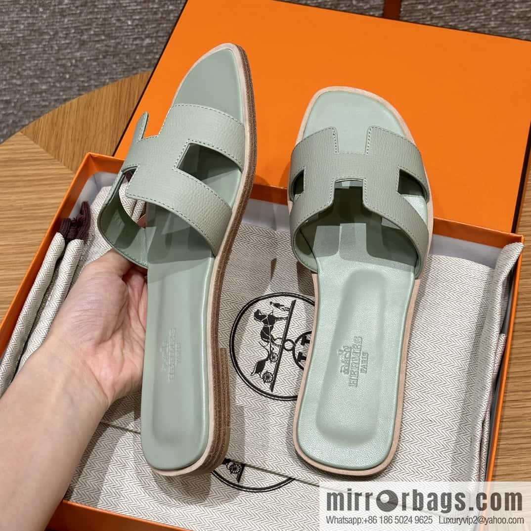 HERMES 181 Oran Sandals, Mint Green/6u/Menthe Palm Print/Epsom