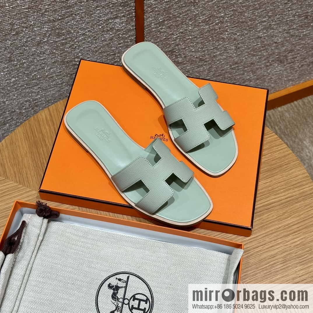HERMES 181 Oran Sandals, Mint Green/6u/Menthe Palm Print/Epsom
