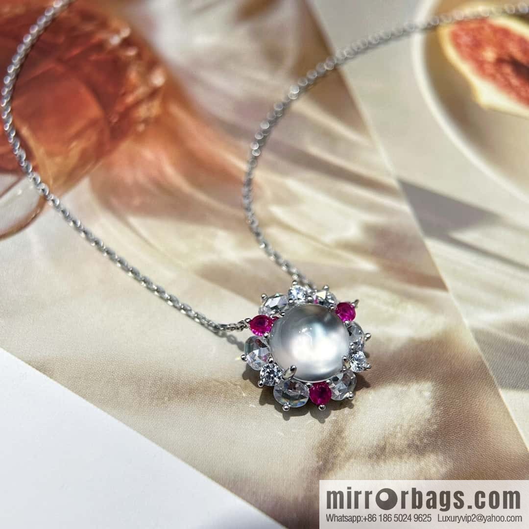 ❗️New ❗️ ☀️ color treasure three red diamond foam jade necklace ☀️