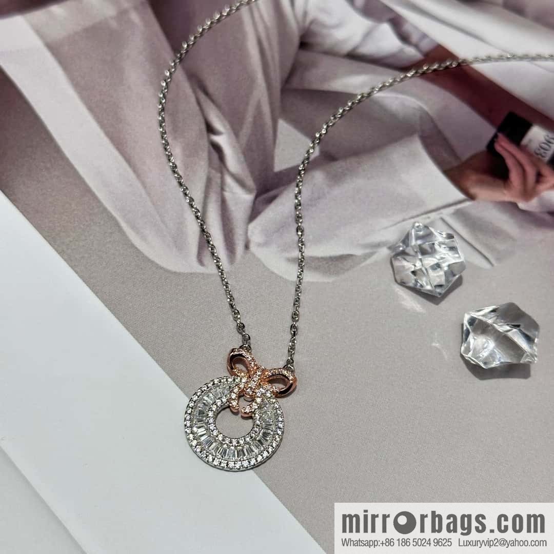 ❗️New ❗️ ☀️ Rose Gold Round Bow Necklace