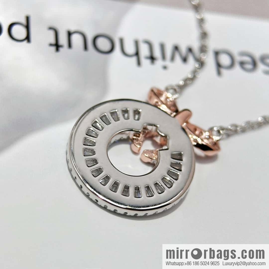 ❗️New ❗️ ☀️ Rose Gold Round Bow Necklace