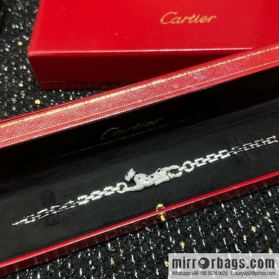 ❗New ❗ ☀ Cartier Cartier Jungle Series Full Diamond Leopard Necklace, Bracelet ☀