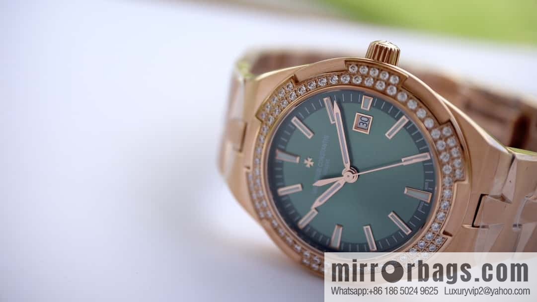 VC Vacheron Constantin's new Overseas vertical and horizontal series [Model] 4600V/4605v-200R/ACAL.1088/1 self-winding integrated movement