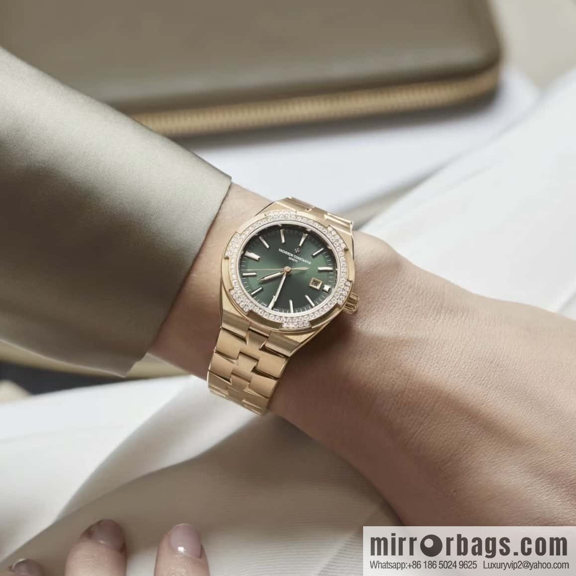 VC Vacheron Constantin's new Overseas vertical and horizontal series [Model] 4600V/4605v-200R/ACAL.1088/1 self-winding integrated movement