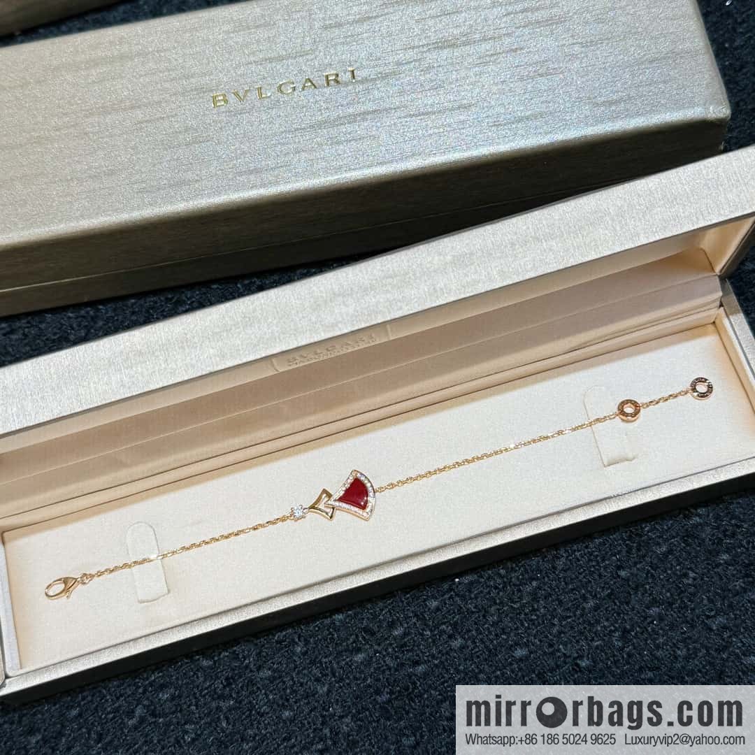 ❗️New ❗️ ☀️☀ BVLGARI DIVAS'DREAM Chalcedony Fan Bracelet with Diamonds ☀️
