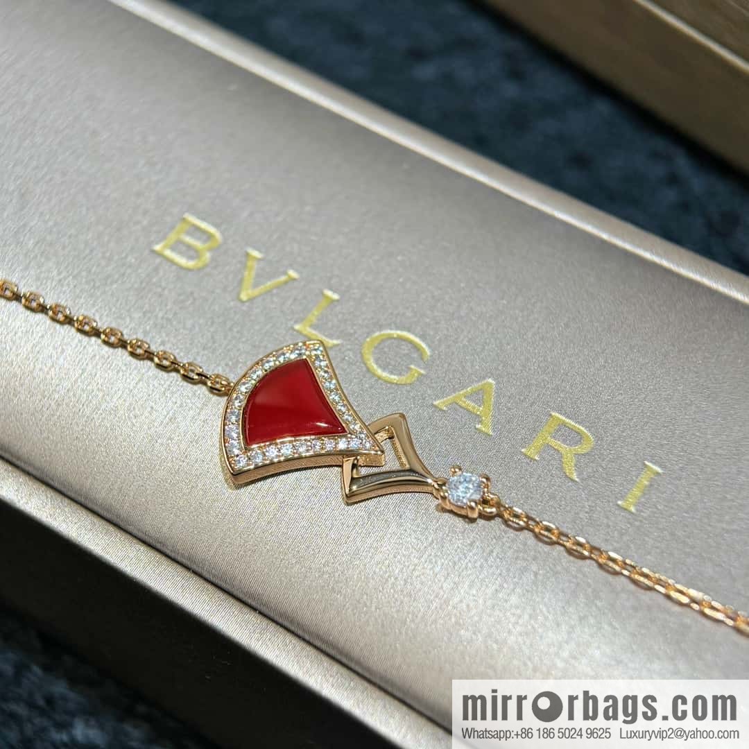 ❗️New ❗️ ☀️☀ BVLGARI DIVAS'DREAM Chalcedony Fan Bracelet with Diamonds ☀️