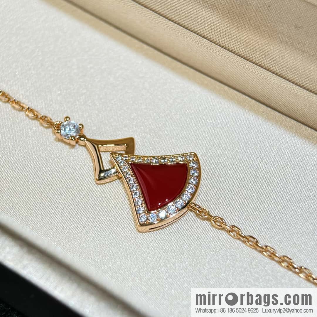 ❗️New ❗️ ☀️☀ BVLGARI DIVAS'DREAM Chalcedony Fan Bracelet with Diamonds ☀️
