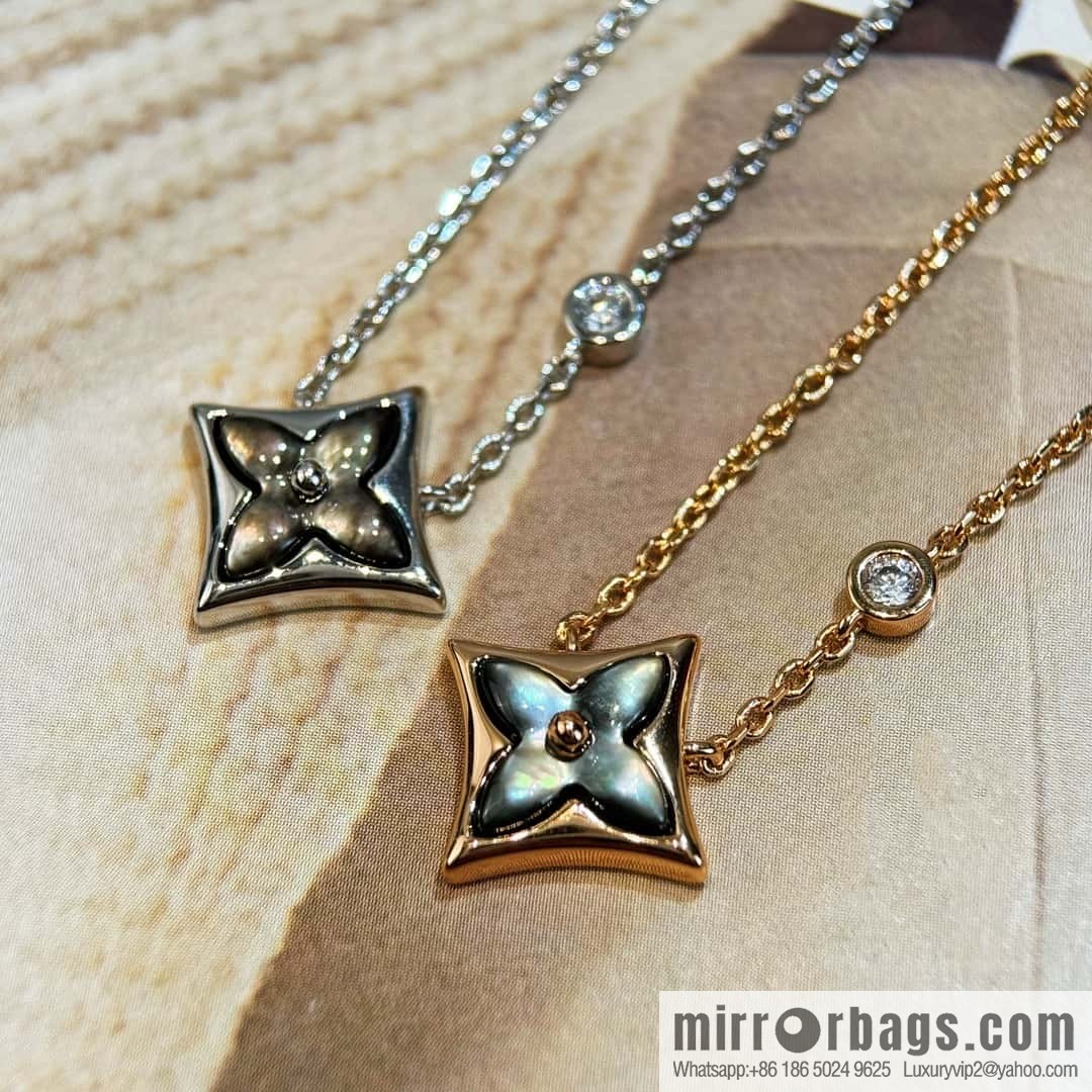 ❗️New ❗️ ☀ Original ☀ Louis Vuitton Louis Vuitton rhombus gray shell necklace ☀