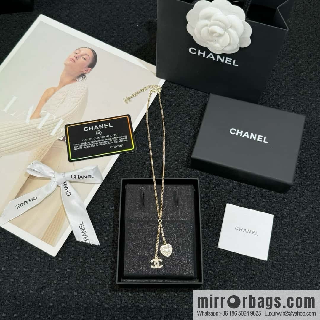 New ☑️ CHANEL double C peach heart love pearl necklace