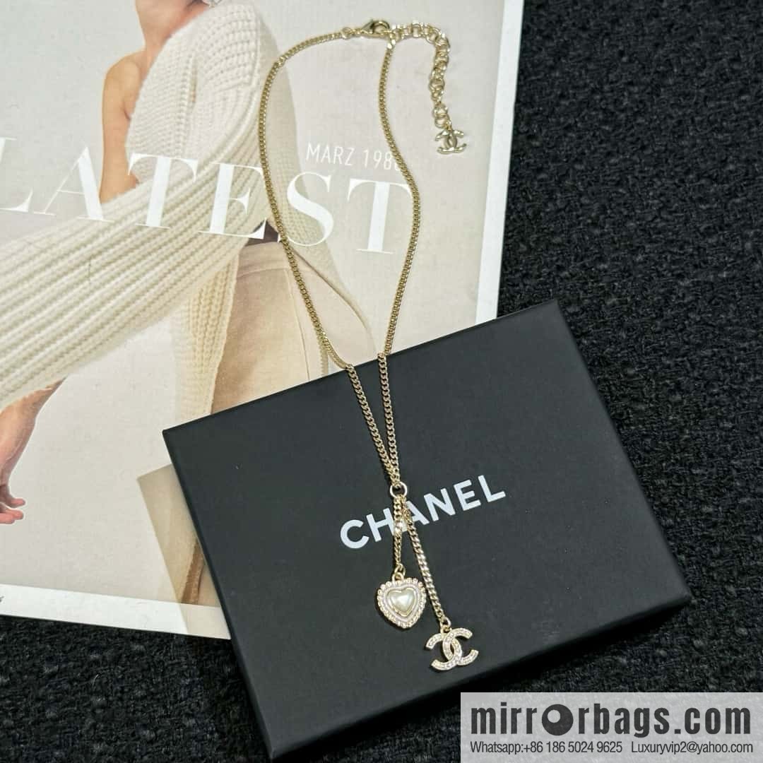 New ☑️ CHANEL double C peach heart love pearl necklace