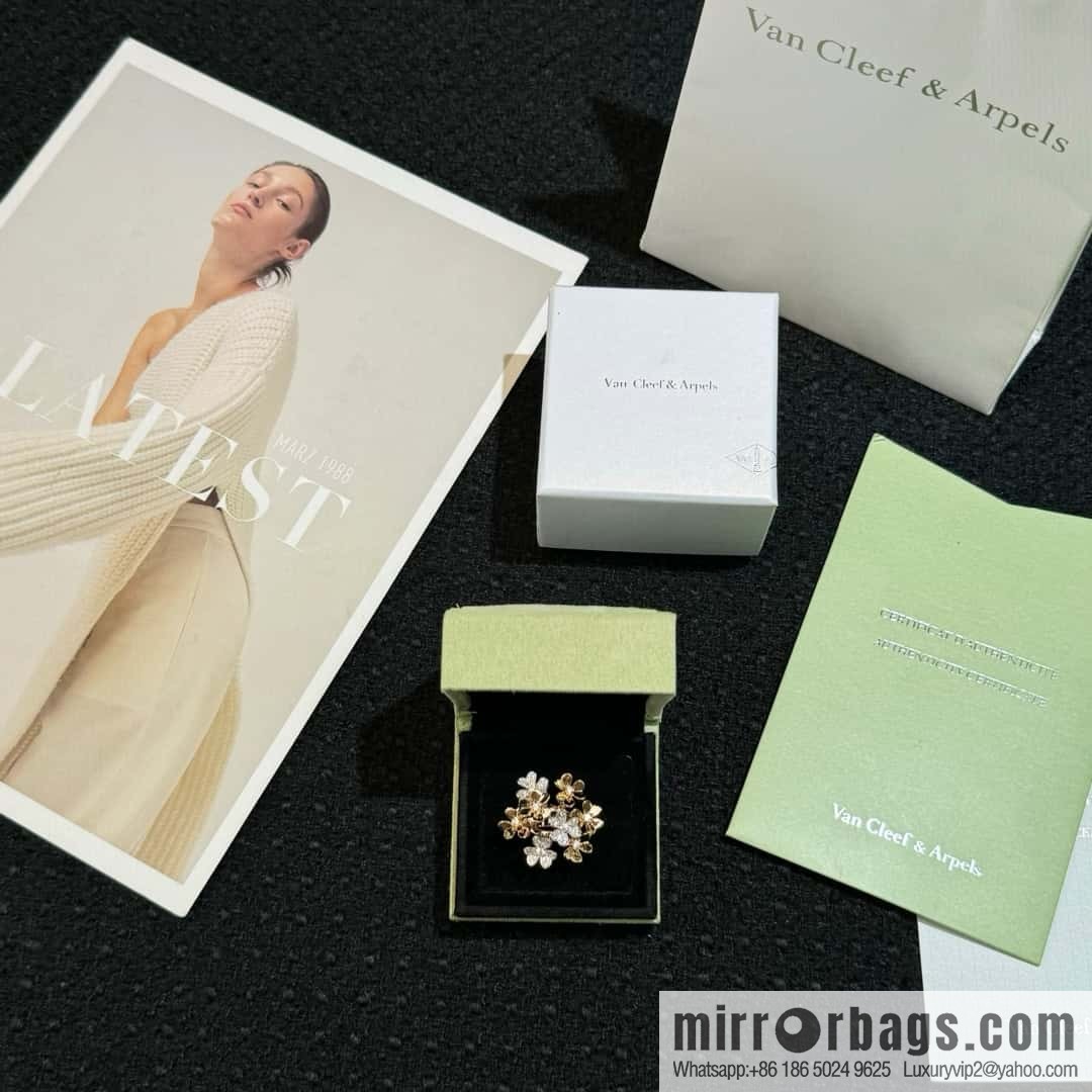❗️New ❗️ ☀️ Original ☀️ Van Cleef & Arpels Frivole Ring 8 Clover Ring ☀️