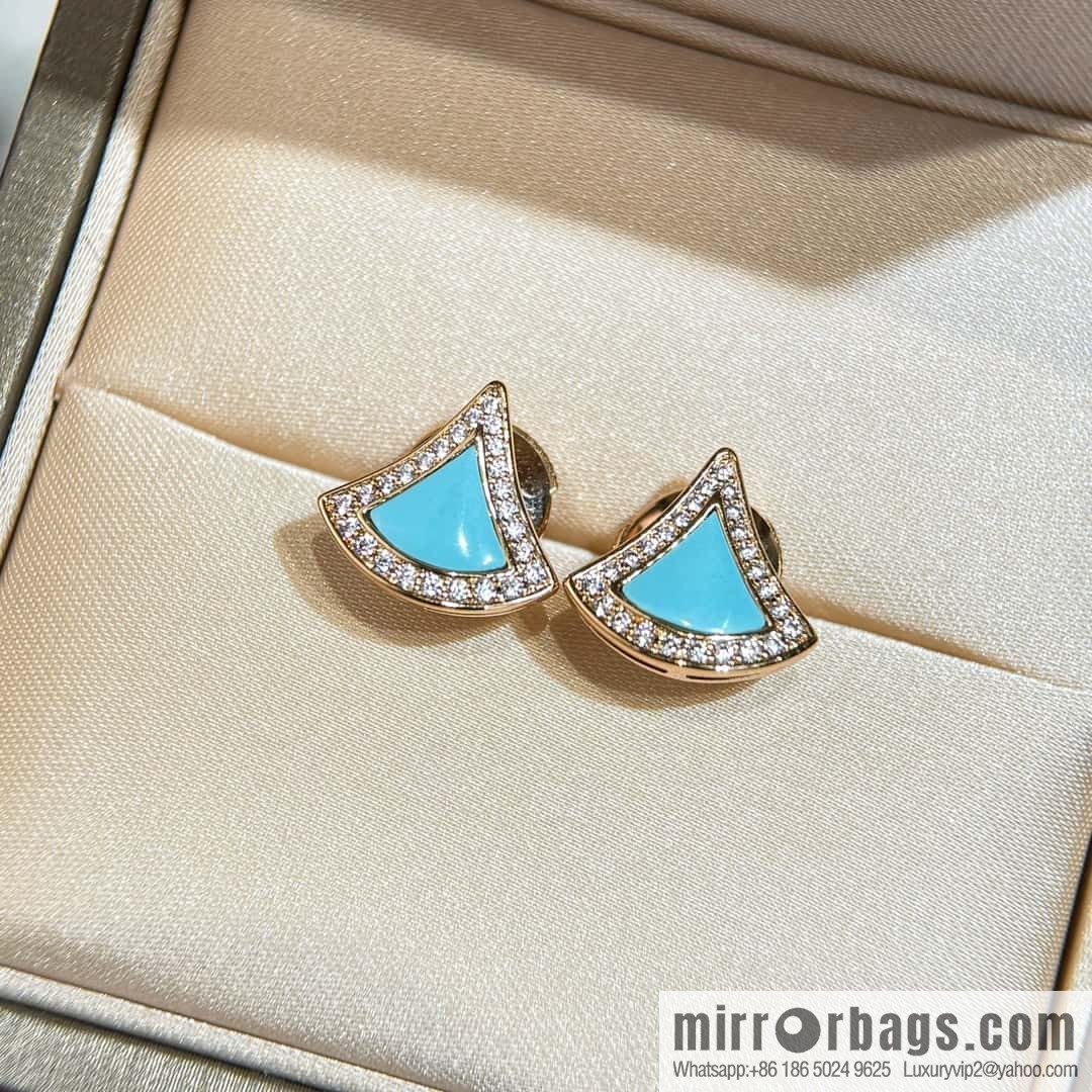 ❗️New ❗️ ☀️ BVLGARI DIVAS'DREAM with Diamond Chalcedony Turquoise Fan Stud Earrings ☀️