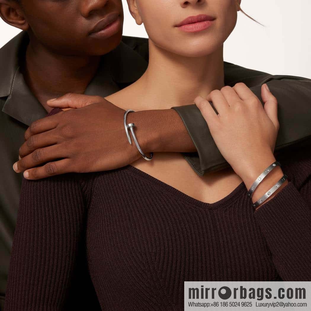 ❗️New ❗️ ☀️ ☀️ Cartier brushed LOVE bracelet ☀️