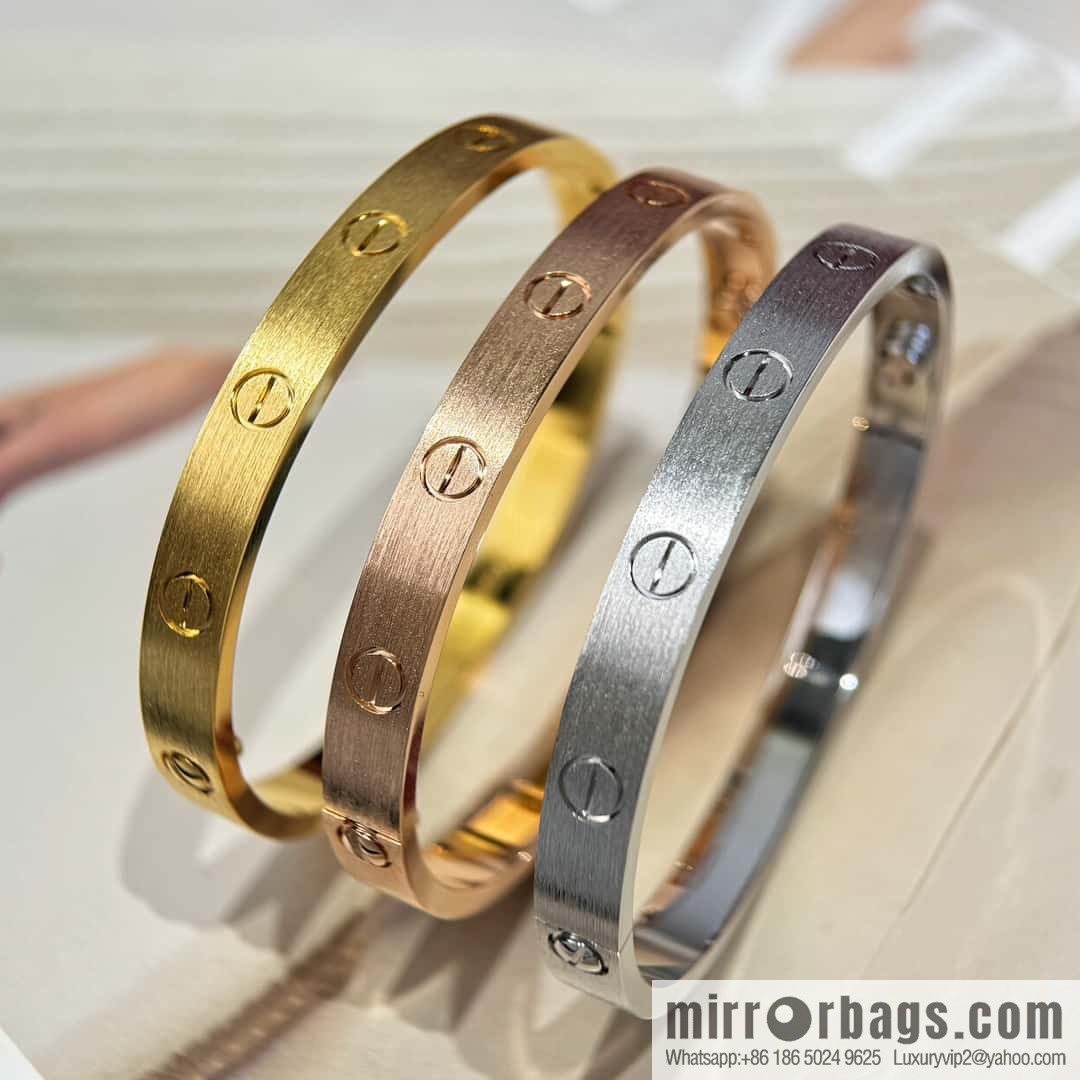 ❗️New ❗️ ☀️ ☀️ Cartier brushed LOVE bracelet ☀️