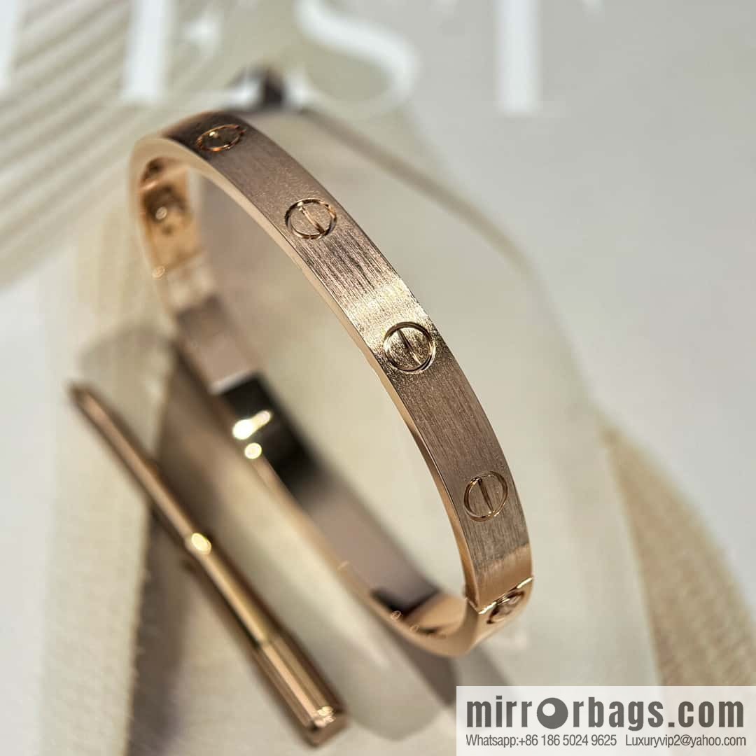 ❗️New ❗️ ☀️ ☀️ Cartier brushed LOVE bracelet ☀️
