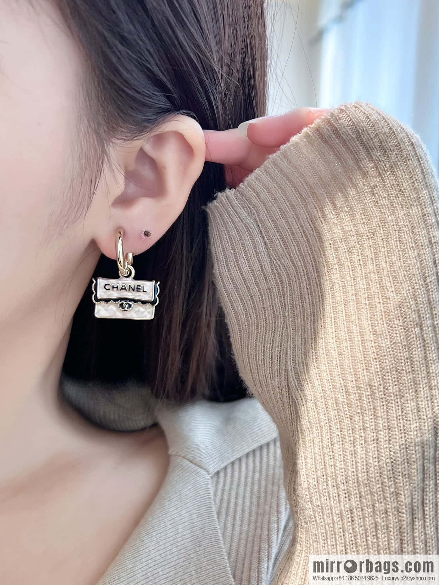 ❗️New ❗️☀️ New ☑️ Chanel c2 double c bag 👜 stud earrings ☀️