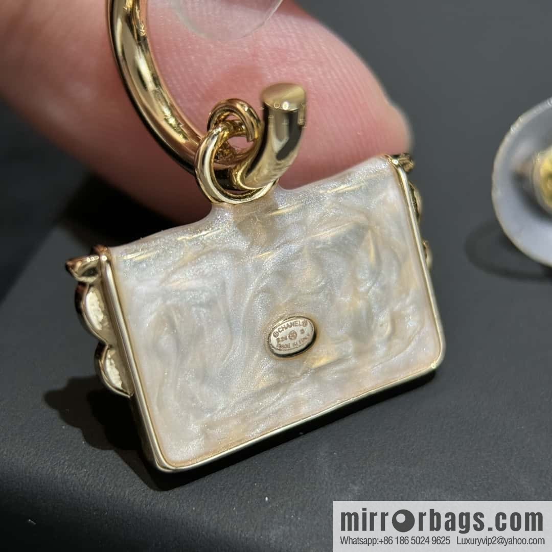 ❗️New ❗️☀️ New ☑️ Chanel c2 double c bag 👜 stud earrings ☀️