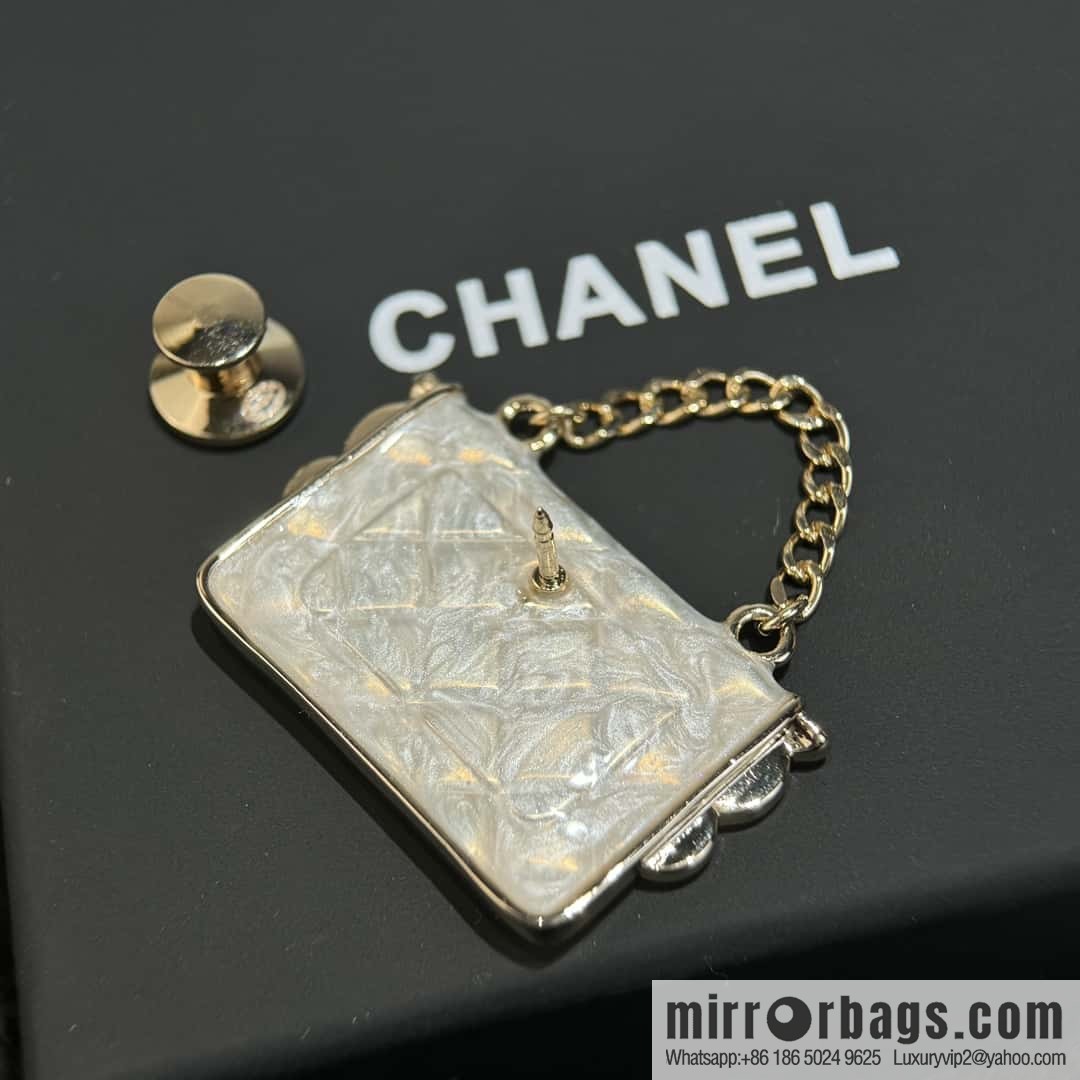❗️New ❗️☀️ New ☑️ Chanel bag brooch ☀️