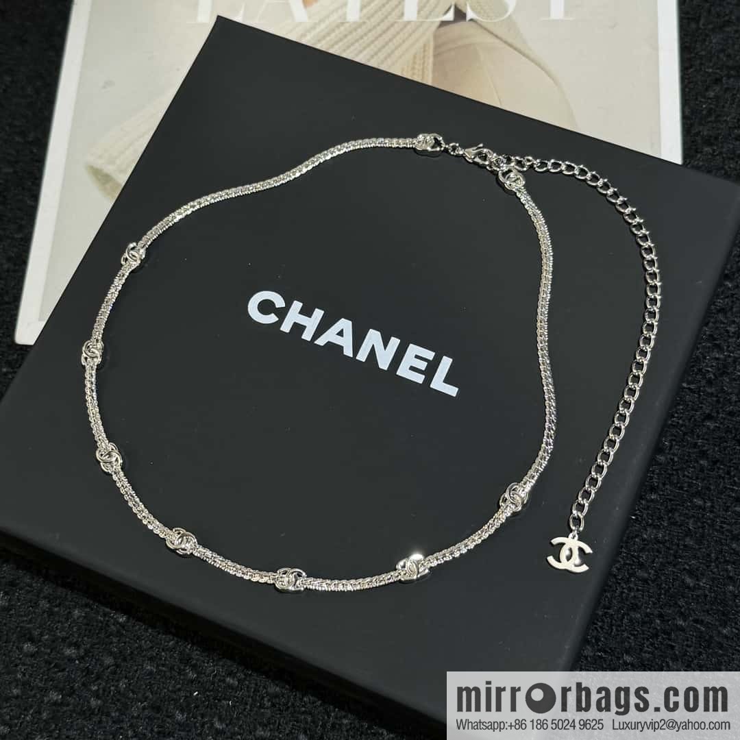 ❗️New ❗️☀️ New ☑️ Chanel 7 double c snake bone necklace ☀️