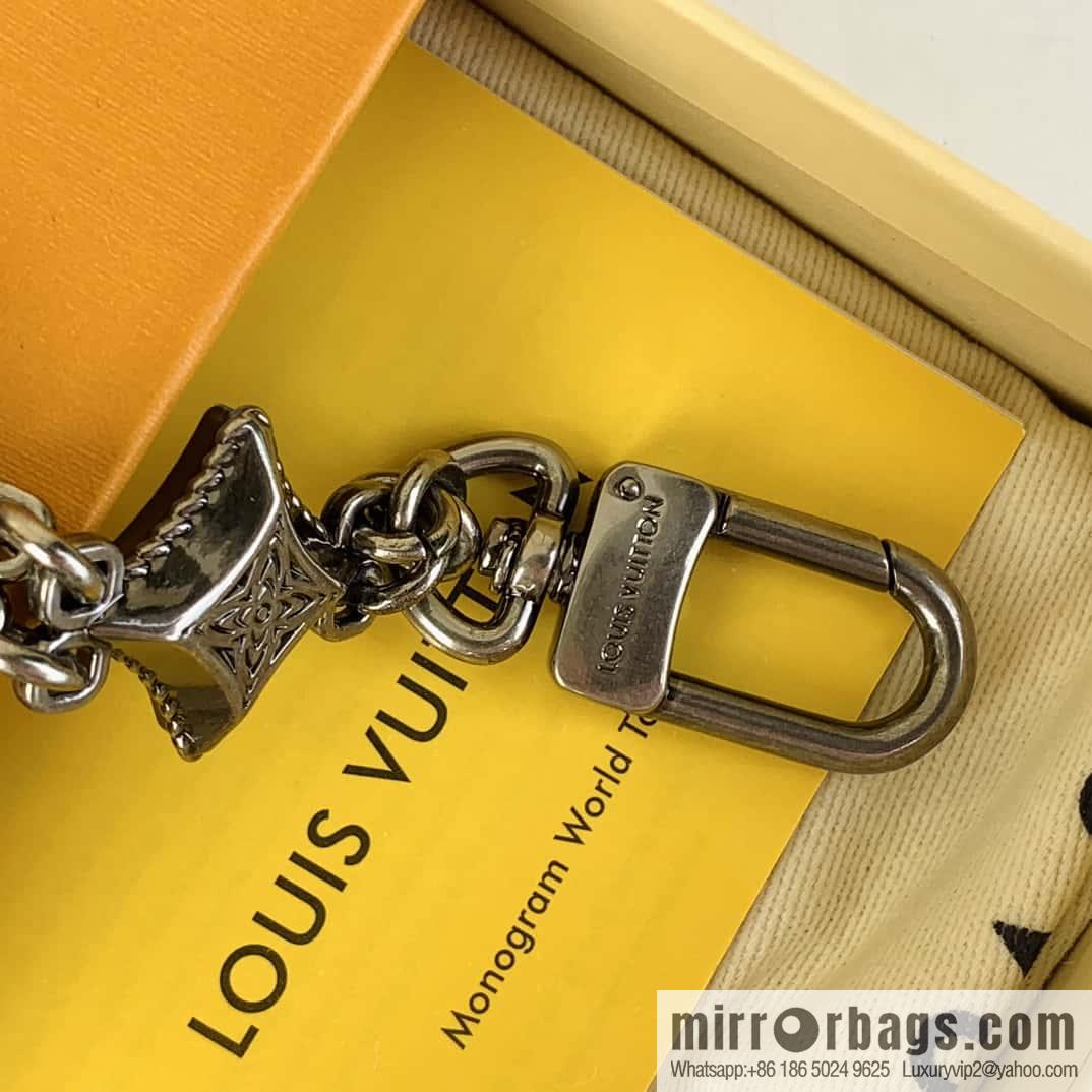 Lv's Crow Heart Chain, Versatile M02031 Season's New WESTERN Belt Chain and Bags