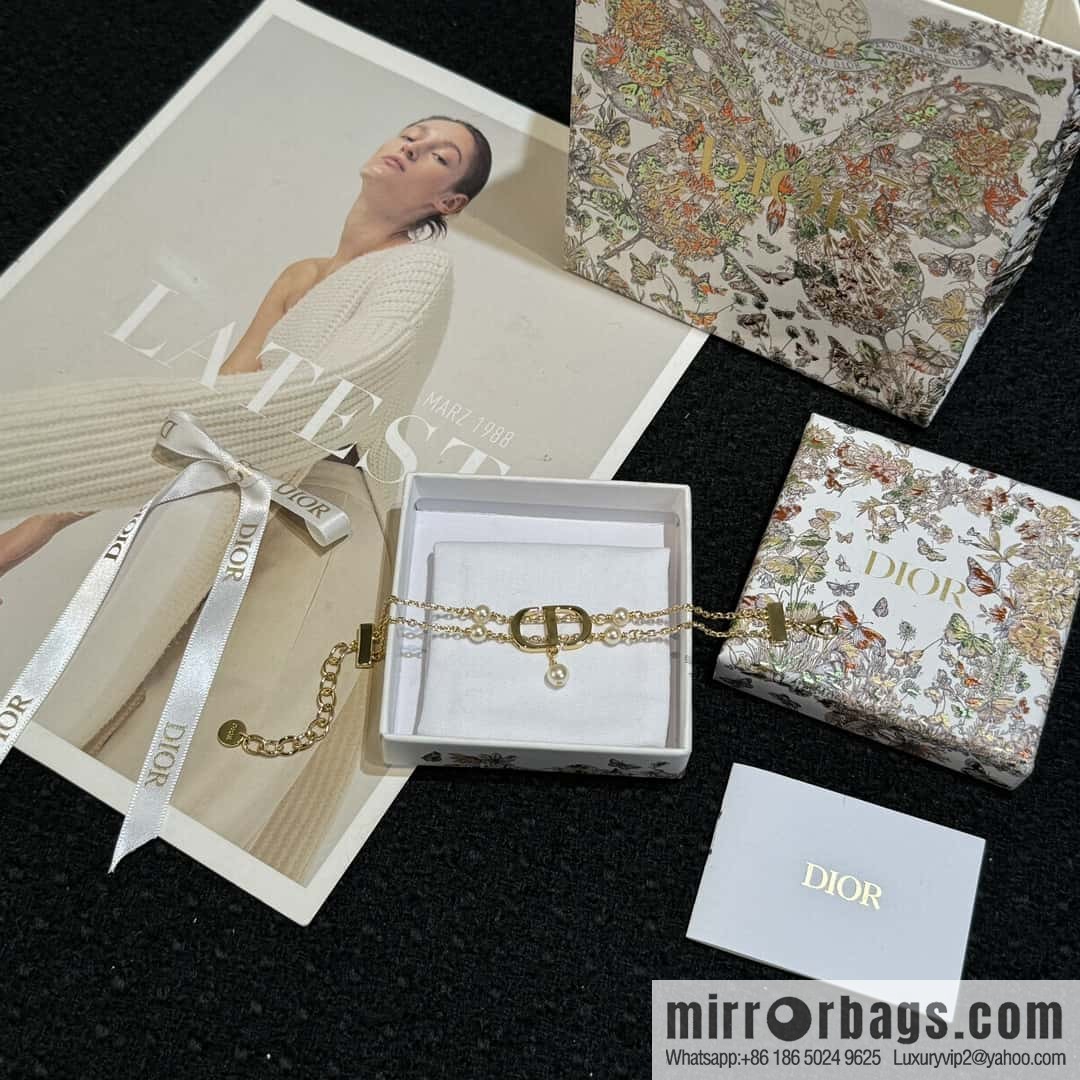 New ☑️ DIOR CD double pearl bracelet