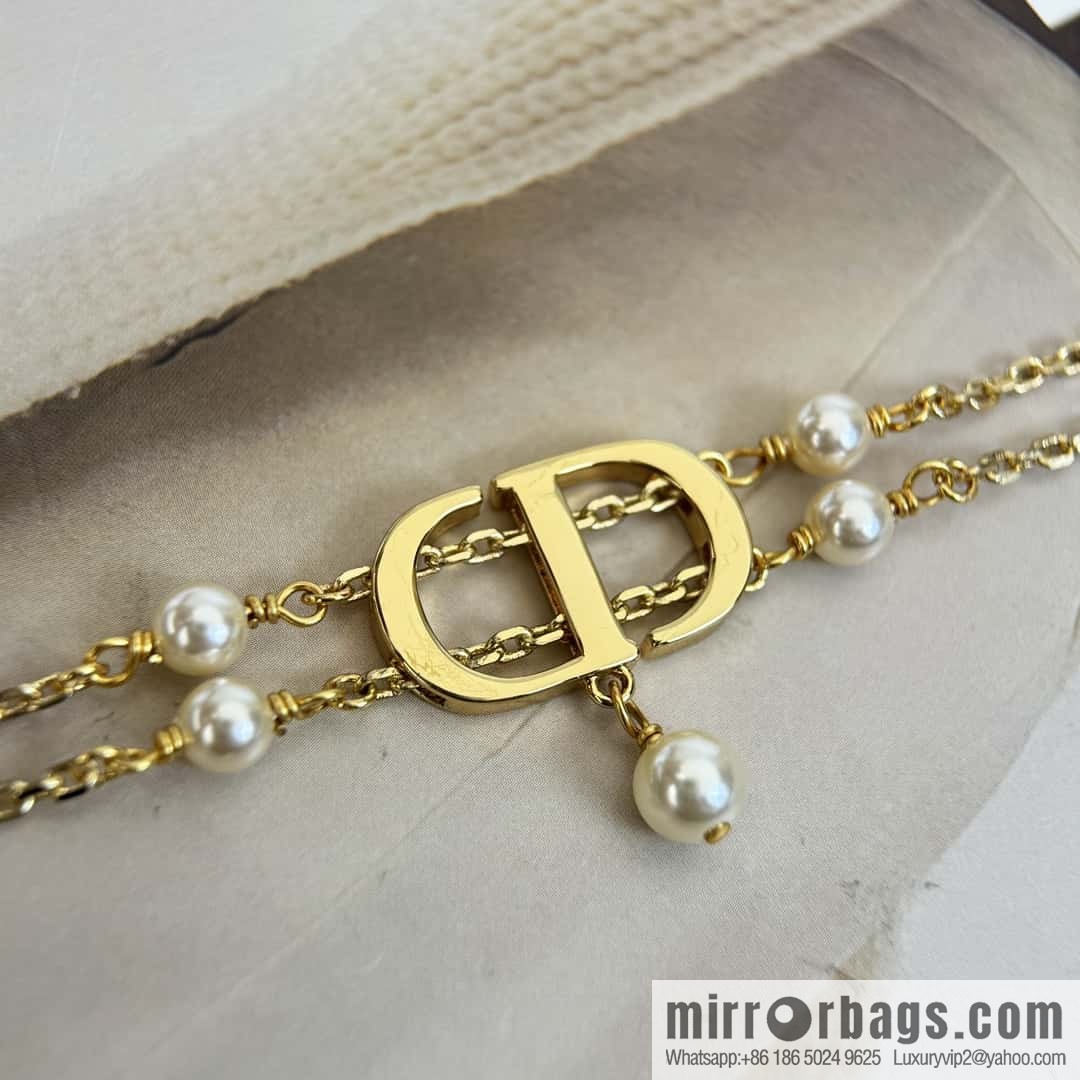 New ☑️ DIOR CD double pearl bracelet