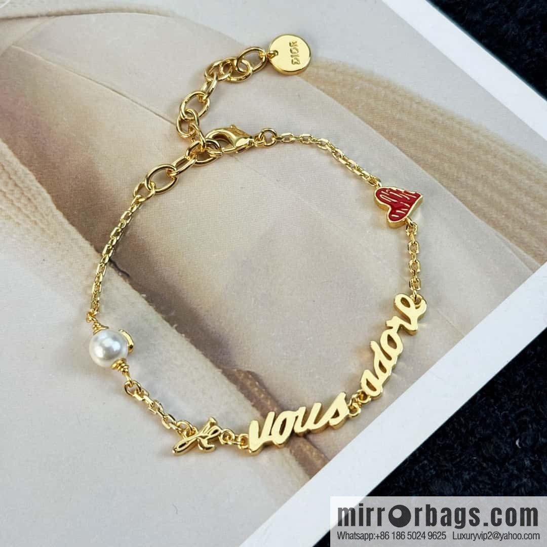 New Dior CD Alphabet Peach Heart Love Bracelet Necklace