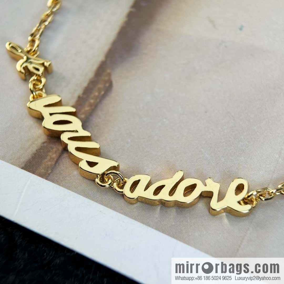 New Dior CD Alphabet Peach Heart Love Bracelet Necklace