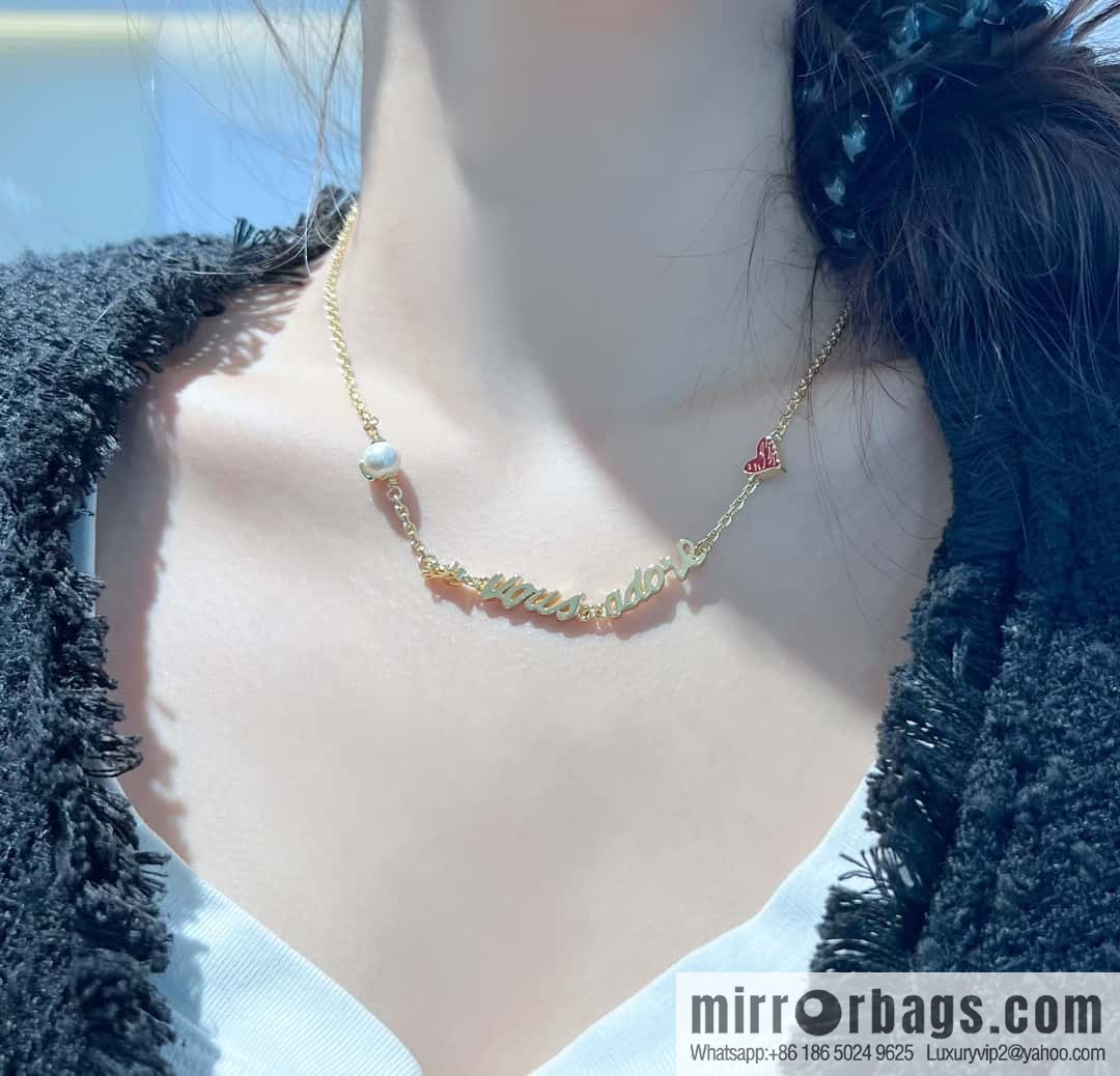 New Dior CD Alphabet Peach Heart Love Bracelet Necklace