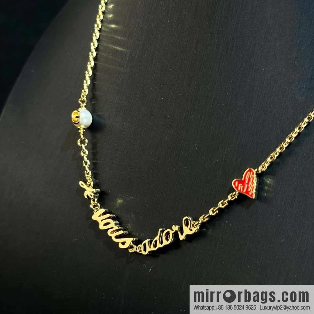New Dior CD Alphabet Peach Heart Love Bracelet Necklace