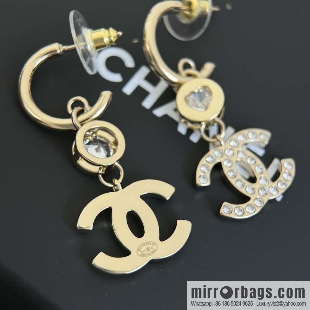 ❗️New ❗️ new ☑️ chanel c3 double c peach heart love stud earrings ☀️