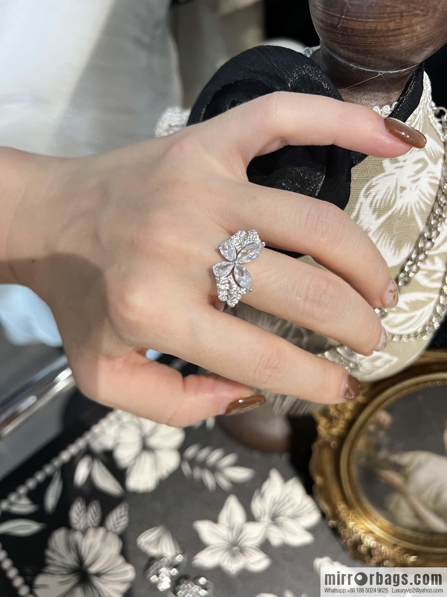 ❗️New ❗️ GRAFF Full Diamond Butterfly Ring