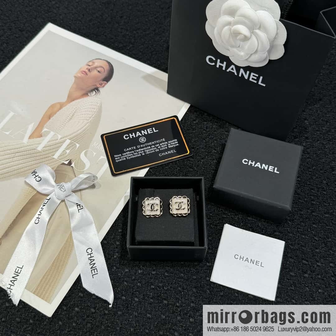 ❗️New ❗️☀️ new ☑️ chanel c1 double c square stud earrings ☀️