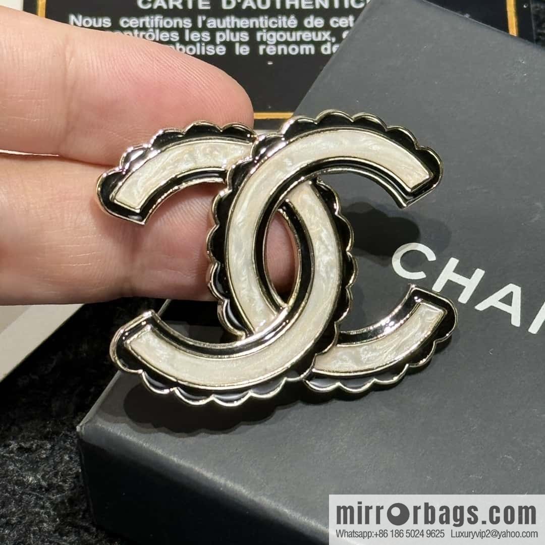 ❗️New ❗️☀️ New ☑️ Chanel Double C Brooch ☀️