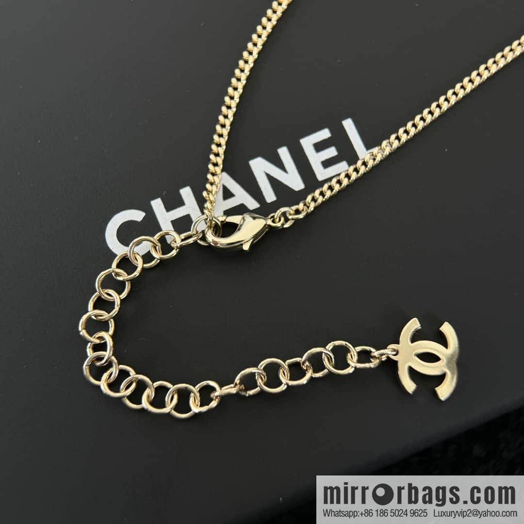 ❗️New ❗️ ☀️ new ☑️ Chanel full diamond double c perfume bottle necklace ☀️