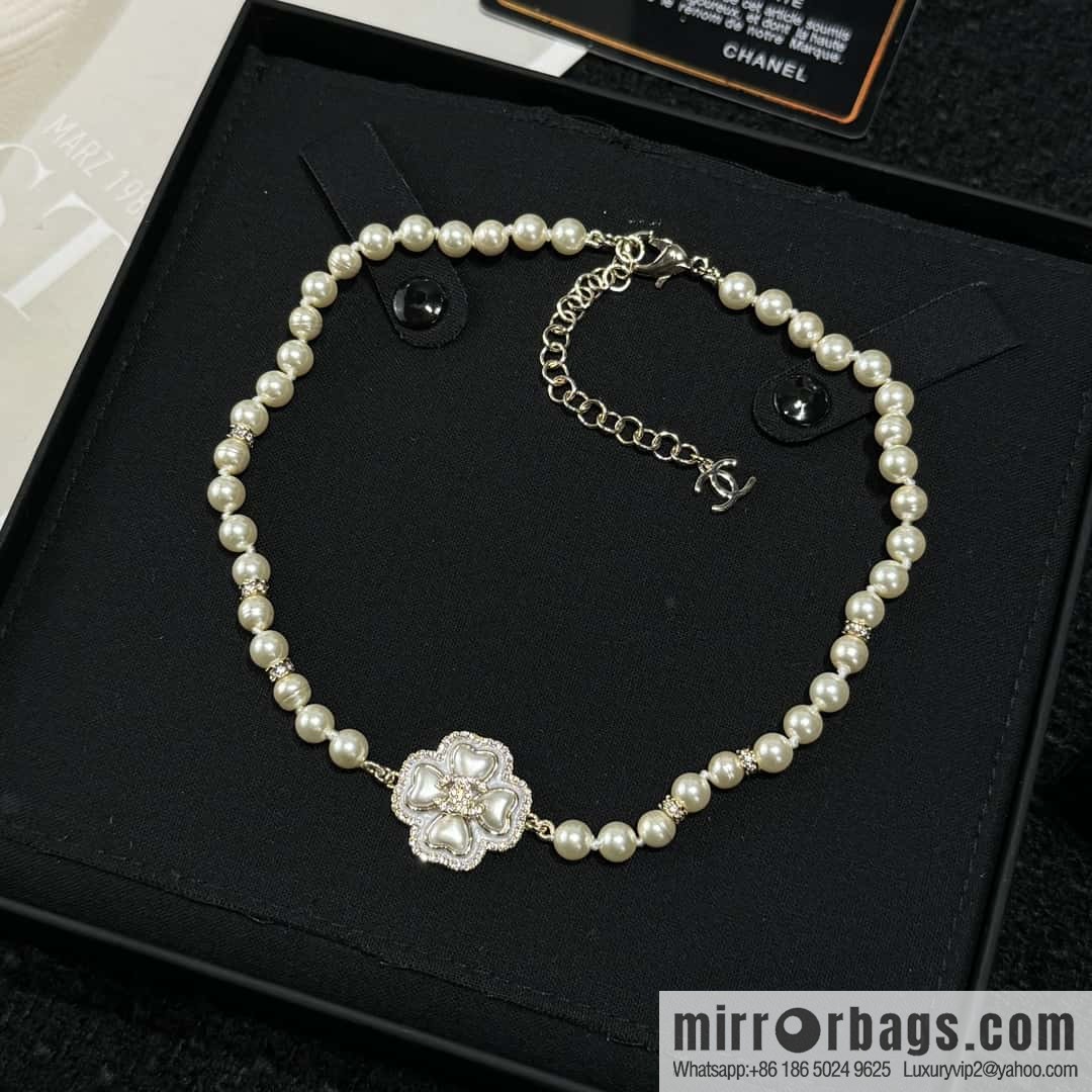 ❗️New ❗️☀️ New ☑️ Chanel Clover Pearl Necklace ☀️